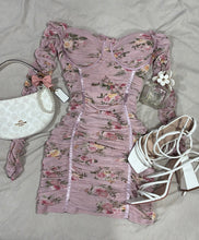 Carregue a imagem no visualizador da Galeria, Evelyn Dress- Light Pink/Floral
