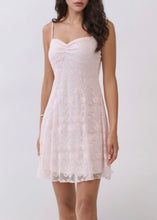 Cargar imagen en el visor de la Galería, Alora Dress- Light Pink

