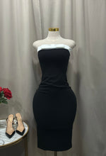 Carregue a imagem no visualizador da Galeria, Main Character Dress- Black/White
