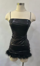 Carregue a imagem no visualizador da Galeria, Denyse Dress- Black
