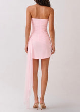 Cargar imagen en el visor de la Galería, Sofia Dress- Pink
