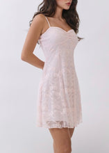 Cargar imagen en el visor de la Galería, Alora Dress- Light Pink
