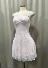 Cargar imagen en el visor de la Galería, Alora Dress- Light Pink
