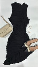 Carregue a imagem no visualizador da Galeria, Denise Dress- Black

