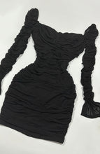 Carregue a imagem no visualizador da Galeria, Kimberly Dress- Black
