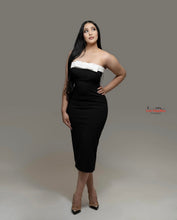 Carregue a imagem no visualizador da Galeria, Main Character Dress- Black/White
