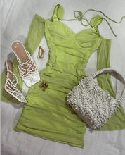 Carregue a imagem no visualizador da Galeria, Rutila Dress- Lime Green
