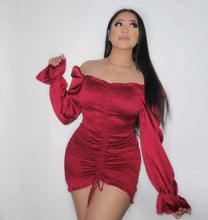 Carregue a imagem no visualizador da Galeria, Dolce Dress- Wine (Sizes S-3XL)
