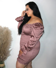 Load image into Gallery viewer, Dolce Dress- Dark Mauve (Plus Size)

