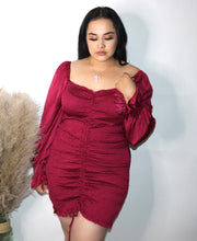 Load image into Gallery viewer, Dolce Dress- Wine (Plus Size)
