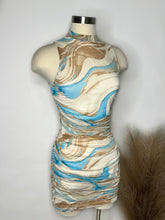 Cargar imagen en el visor de la Galería, Scarlett Dress- Multi/Marble Pattern
