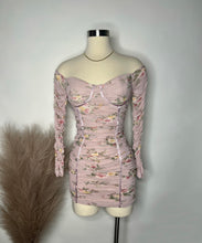 Carregue a imagem no visualizador da Galeria, Evelyn Dress- Light Pink/Floral
